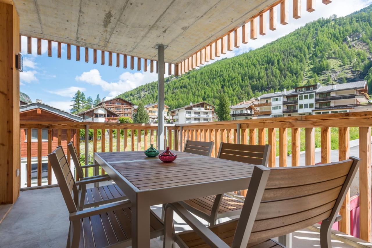 Montela Apartments - Haus D Saas-Grund Dış mekan fotoğraf