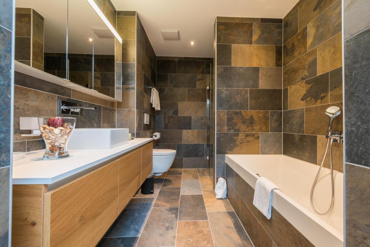 Montela Apartments - Haus D Saas-Grund Dış mekan fotoğraf